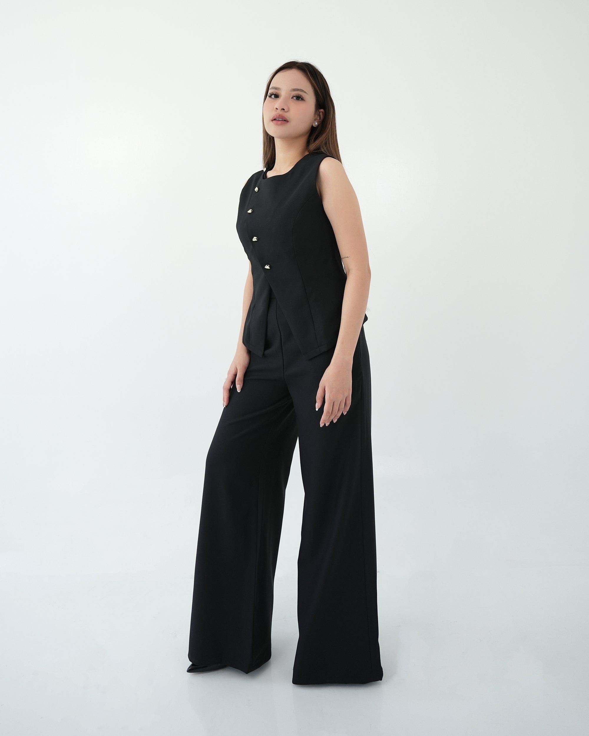 ARUNA PLAIN SET