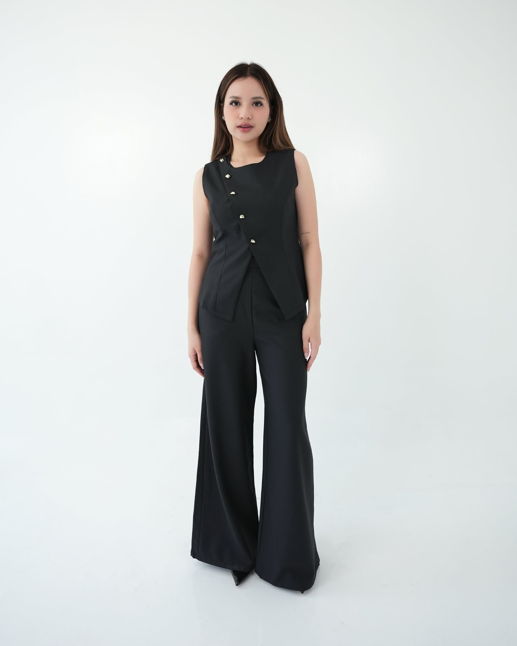 ARUNA PLAIN SET