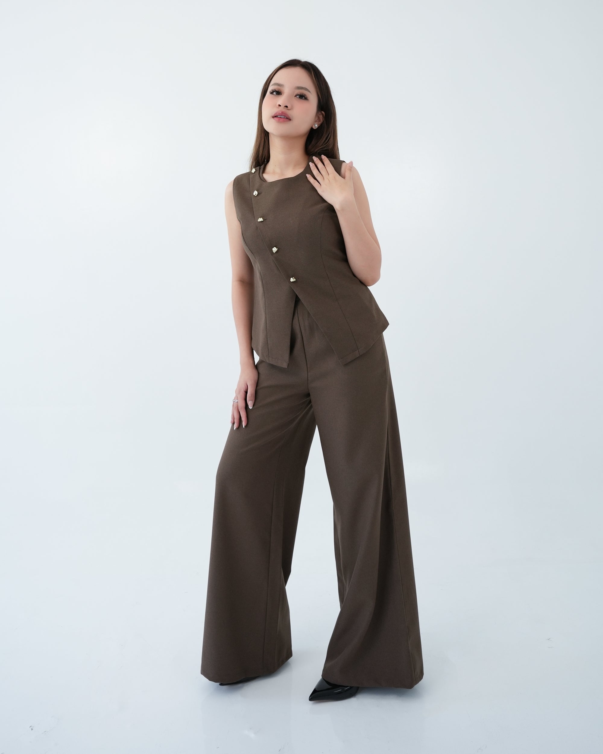 ARUNA PLAIN SET